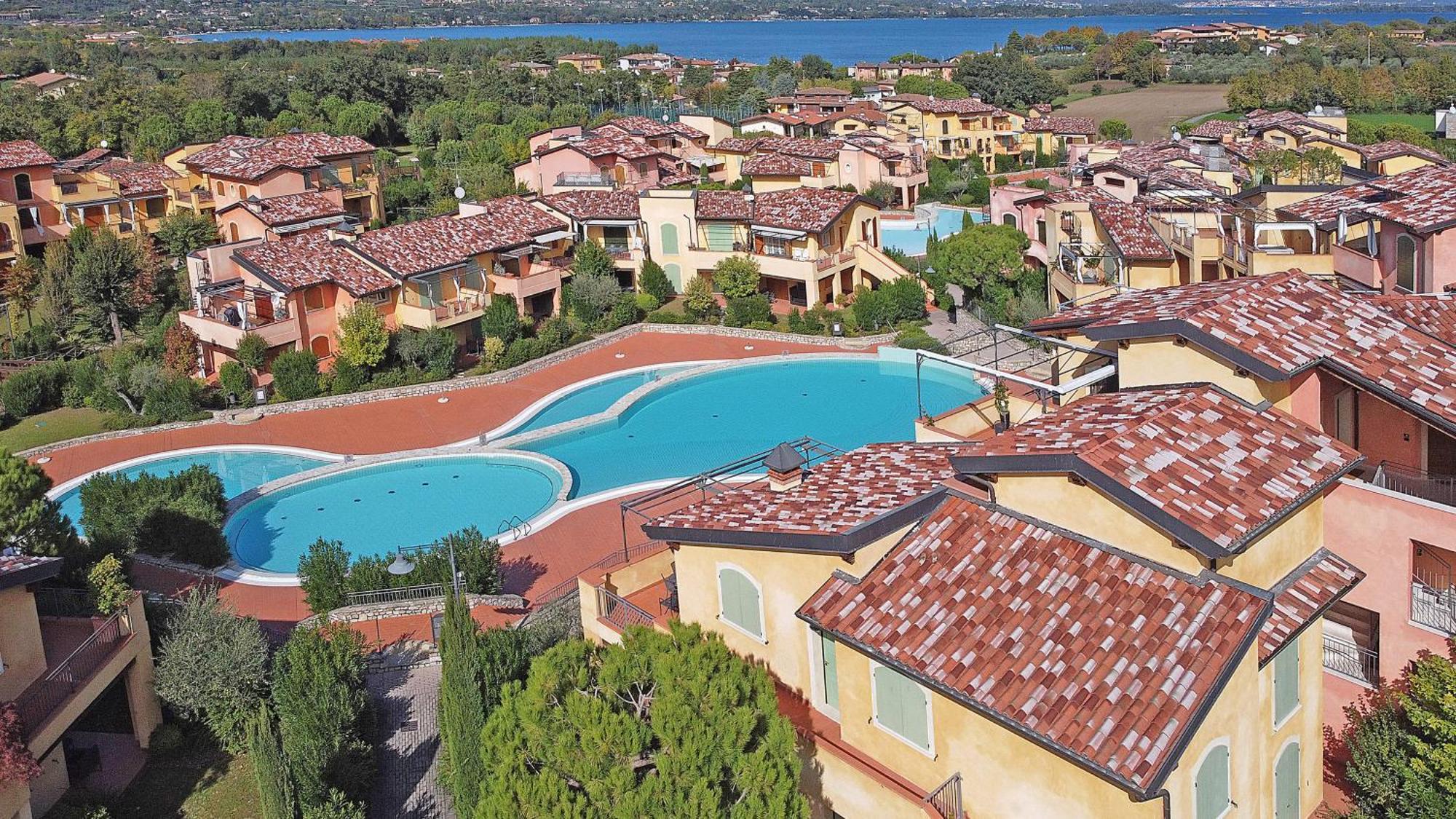 Borgo Del Torchio - Gardagate Apartment Manerba del Garda Luaran gambar