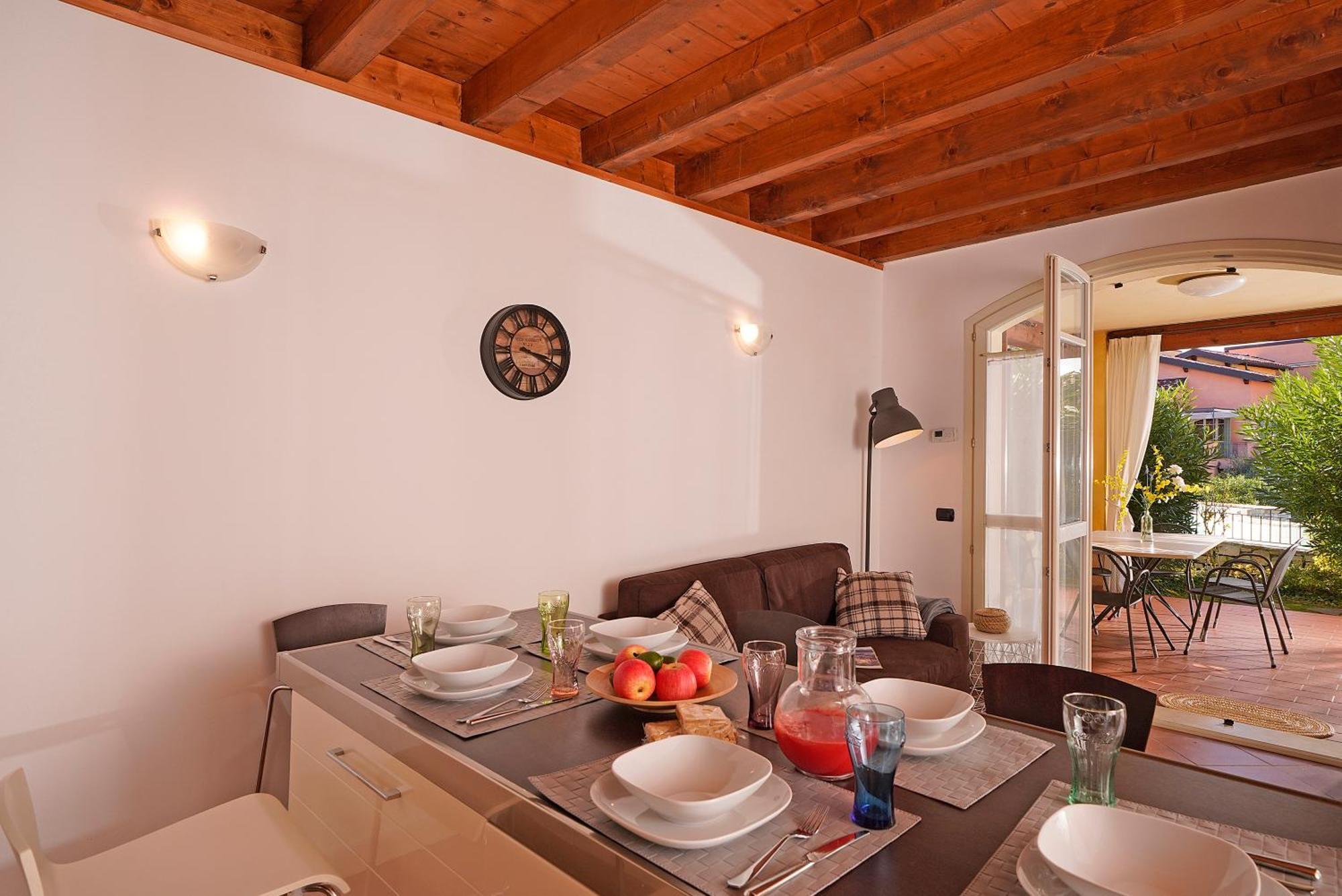 Borgo Del Torchio - Gardagate Apartment Manerba del Garda Luaran gambar